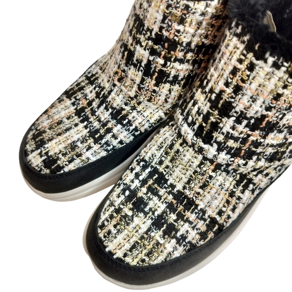 HEY DUDE Mel Boucle Black Moc Boots Women's Faux Fur Lining Flat Sneaker Shoes - Picture 9 of 15